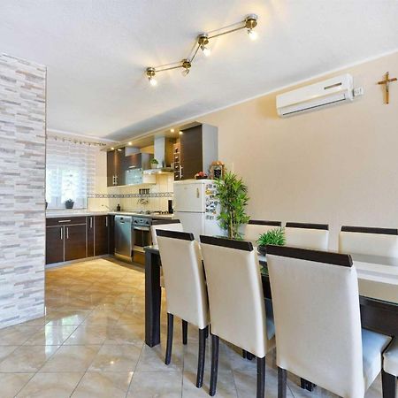 Holiday House Meri, 5+2, Benkovac Dış mekan fotoğraf