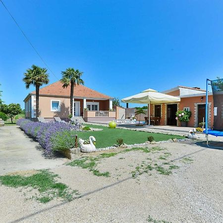 Holiday House Meri, 5+2, Benkovac Dış mekan fotoğraf