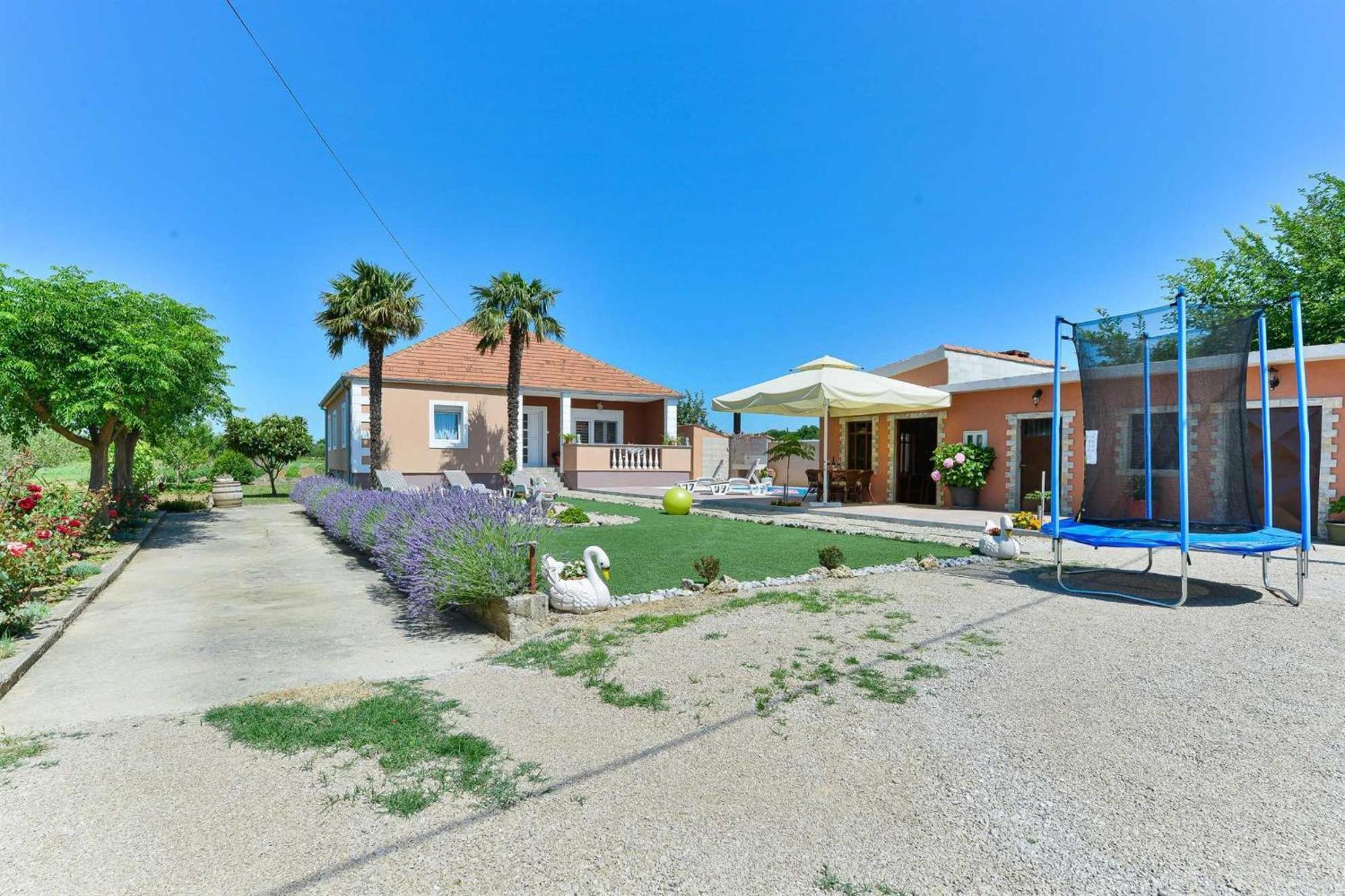 Holiday House Meri, 5+2, Benkovac Dış mekan fotoğraf